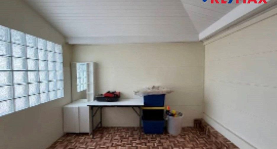 Haus zum Kauf mit 3 Zimmer in Bang Lamung, Chonburi