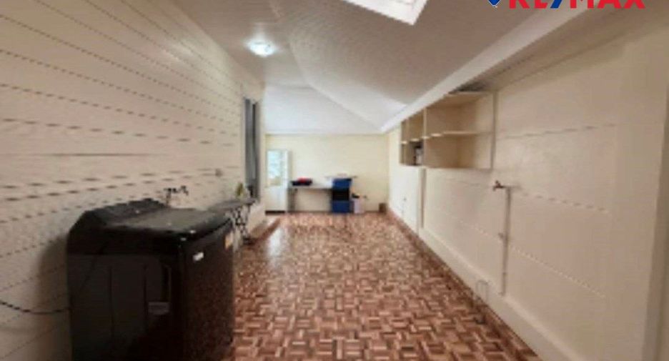Haus zum Kauf mit 3 Zimmer in Bang Lamung, Chonburi