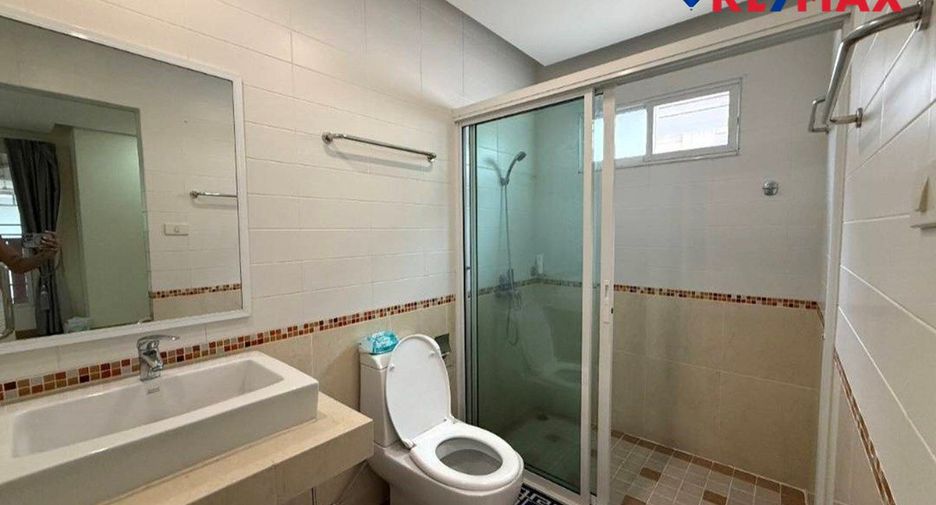 Haus zum Kauf mit 3 Zimmer in Bang Lamung, Chonburi