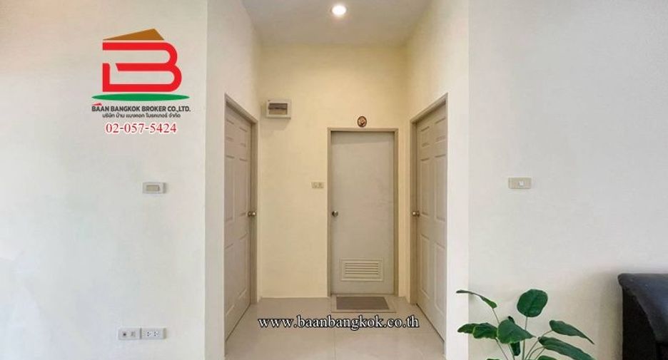 For sale 2 bedrooms townhouse in Thanyaburi, Pathum Thani