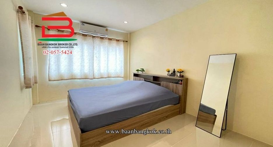 For sale 2 bedrooms townhouse in Thanyaburi, Pathum Thani