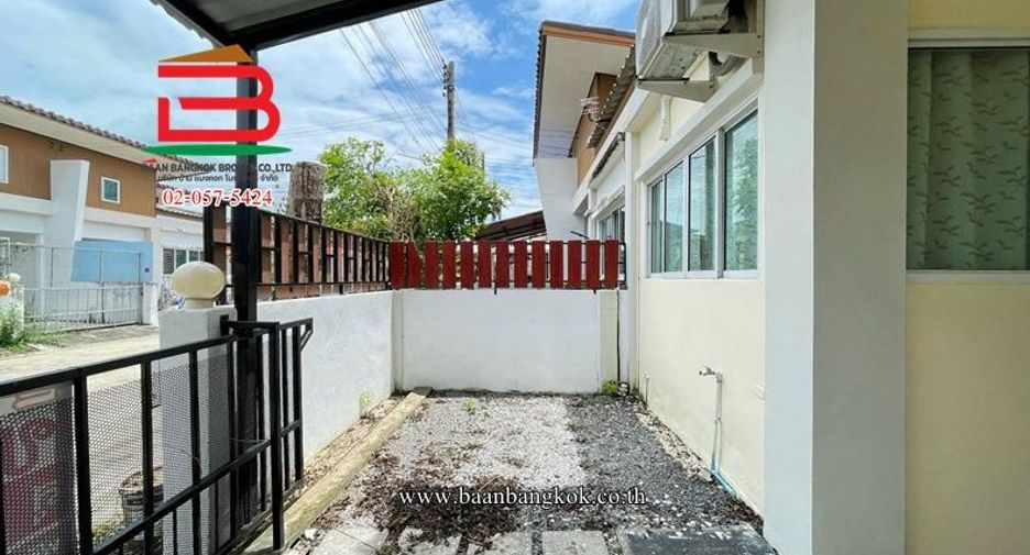 For sale 2 bedrooms townhouse in Thanyaburi, Pathum Thani