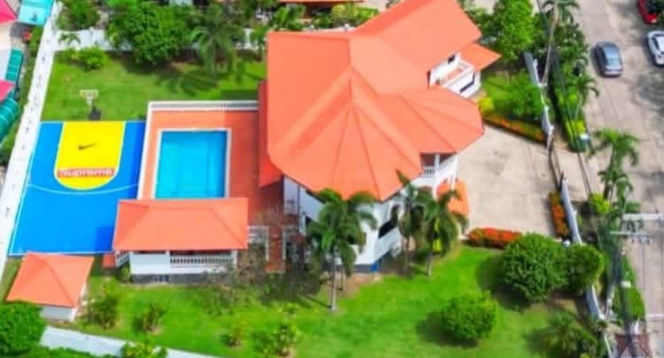 For rent and for sale 4 bedrooms villa in Bang Lamung, Chonburi