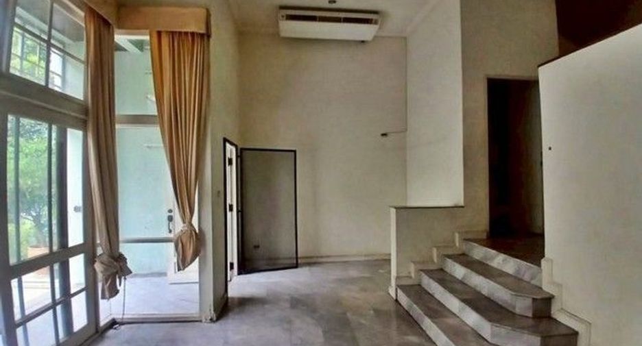 For sale 1 bed townhouse in Lak Si, Bangkok