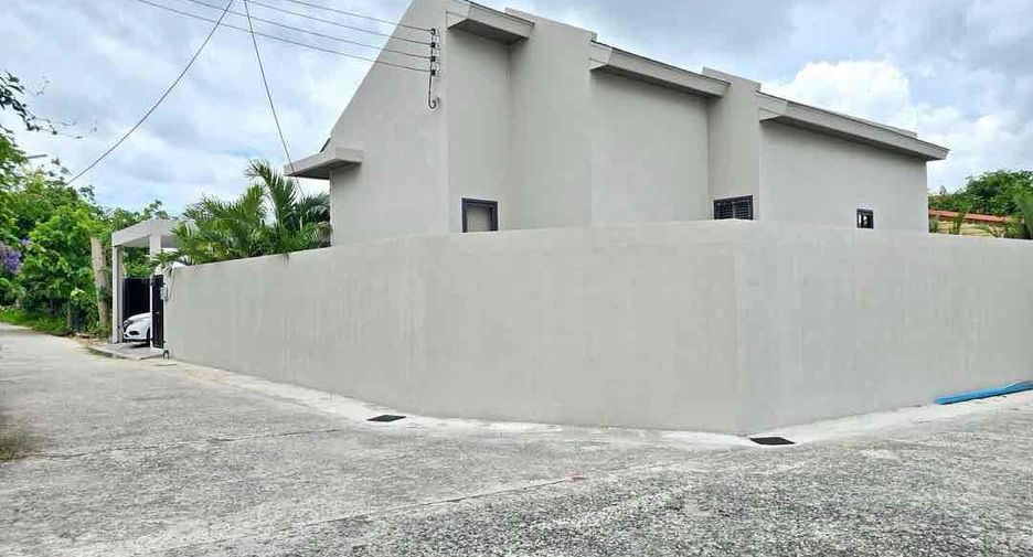 Villa en alquiler de 3 habitaciones en Bang Lamung, Chonburi