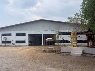 Аренда и продажа 4 спальни склад в Mueang Ratchaburi, Ратбури