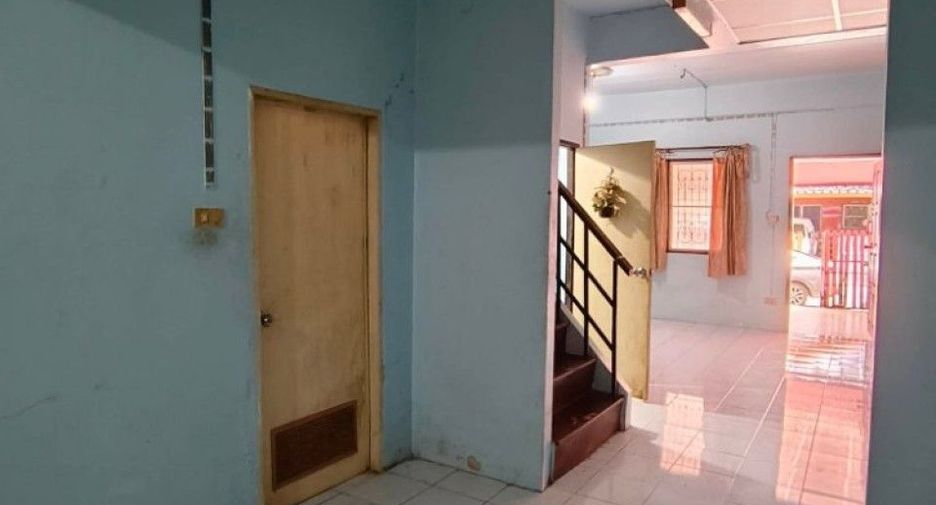 Продажа 2 спальни таунхаус в Bang Pakong, Чаченгсау