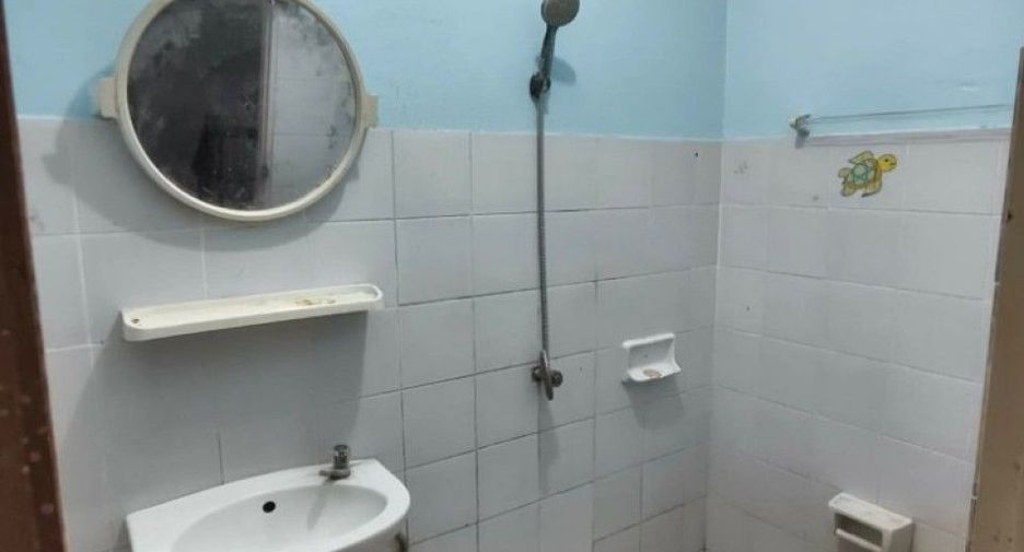 Продажа 2 спальни таунхаус в Bang Pakong, Чаченгсау