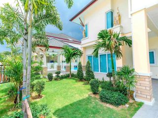 Villa zur Miete mit 5 Zimmer in Bang Lamung, Chonburi