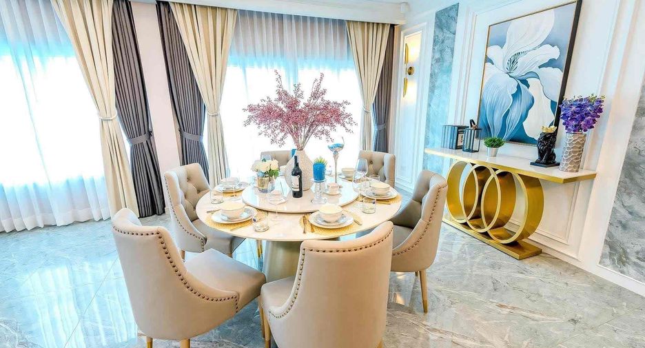 Villa en alquiler de 5 habitaciones en Huay Yai, Pattaya