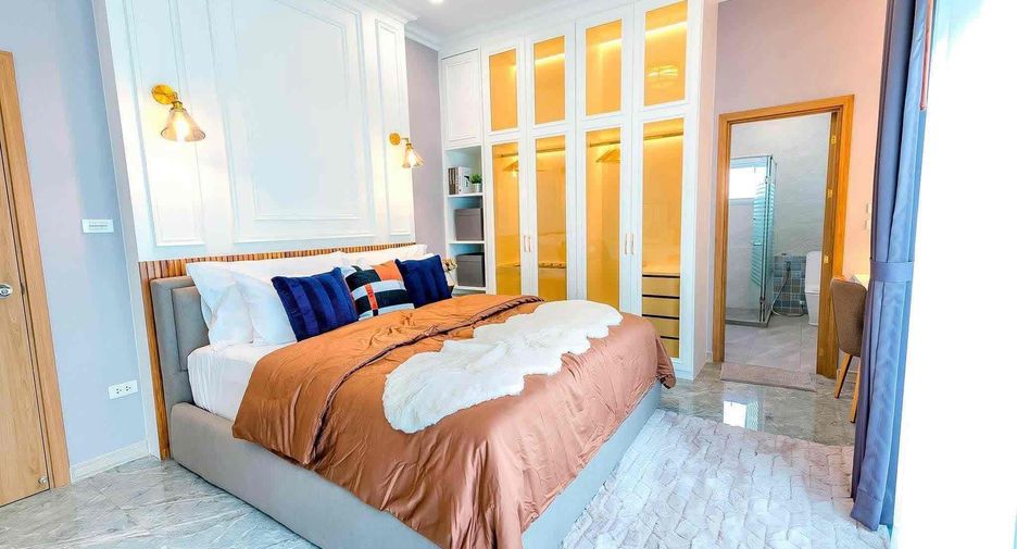 Villa en alquiler de 5 habitaciones en Huay Yai, Pattaya