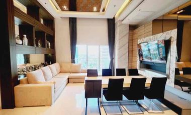 For sale and for rent 4 bedrooms condo in Watthana, Bangkok