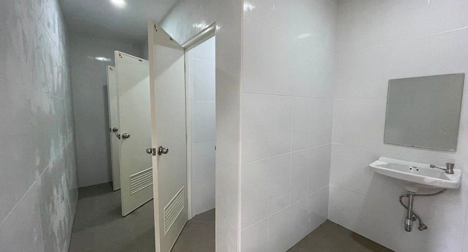 Аренда 2 спальни склад в Pak Kret, Нонтабури