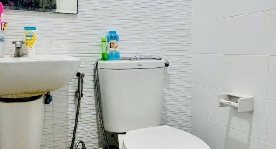 For sale 3 bedrooms townhouse in Bang Phli, Samut Prakan