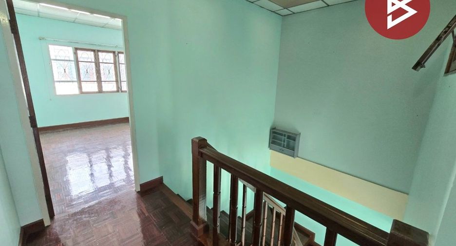 For sale 2 bedrooms townhouse in Mueang Pathum Thani, Pathum Thani