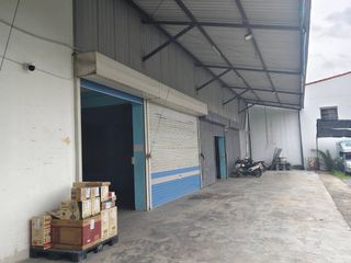 For sale warehouse in Khlong Sam Wa, Bangkok