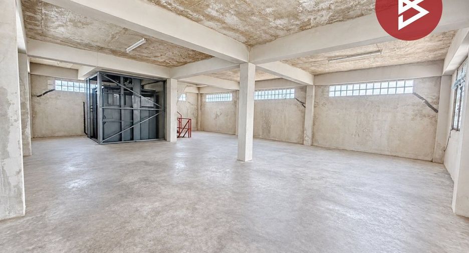 Local comercial en venta de 1 habitaciones en Bang Khun Thian, Bangkok