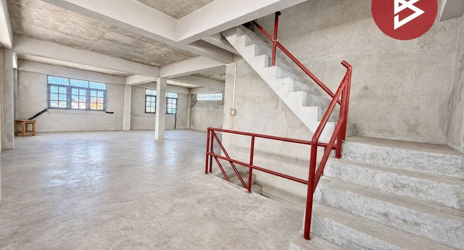 Local comercial en venta de 1 habitaciones en Bang Khun Thian, Bangkok