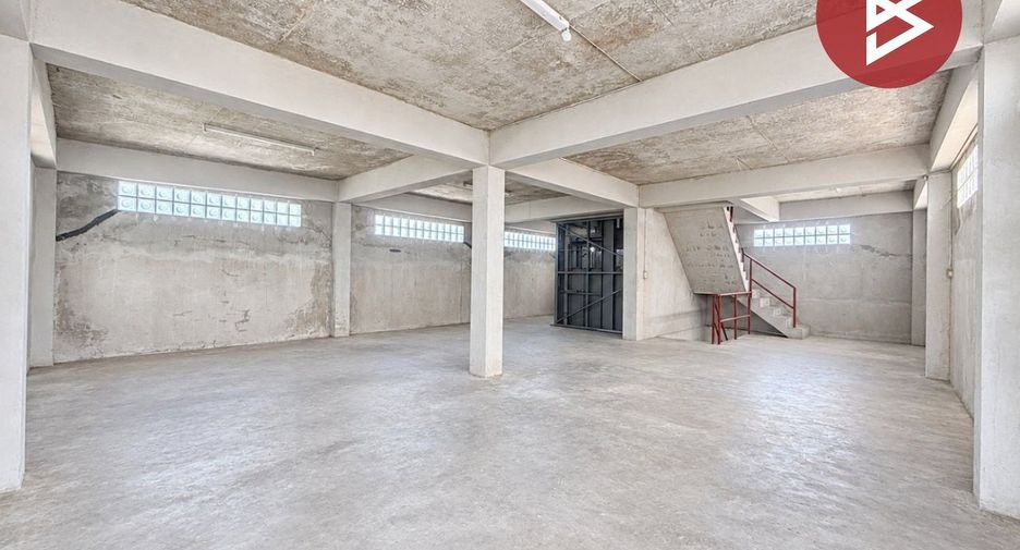 Local comercial en venta de 1 habitaciones en Bang Khun Thian, Bangkok