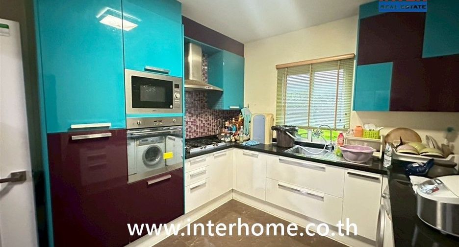 For sale 3 bedrooms house in Bang Phli, Samut Prakan