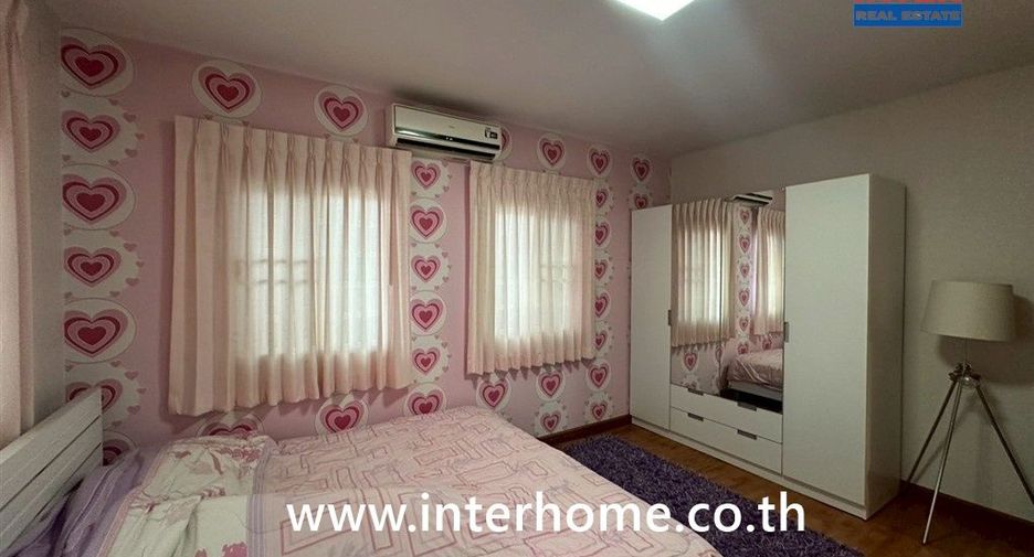 For sale 3 bedrooms house in Bang Phli, Samut Prakan
