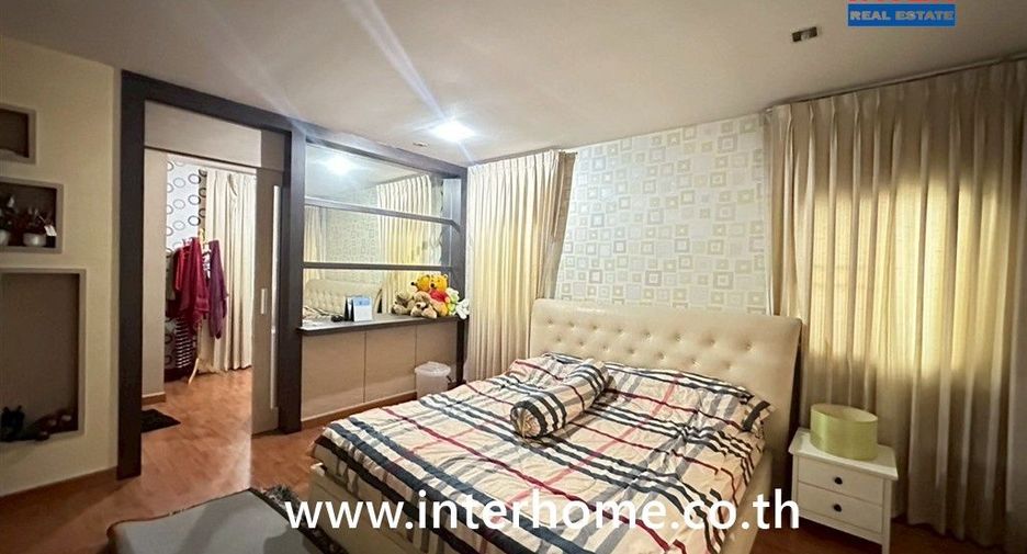 For sale 3 bedrooms house in Bang Phli, Samut Prakan