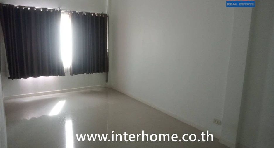 For sale 4 bedrooms retail Space in Pak Thong Chai, Nakhon Ratchasima