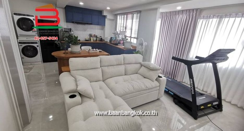 For sale 3 ベッドルーム retail Space in Bang Khae, Bangkok