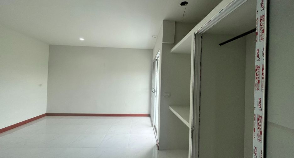 Casa en venta de 3 habitaciones en San Sai, Chiang Mai