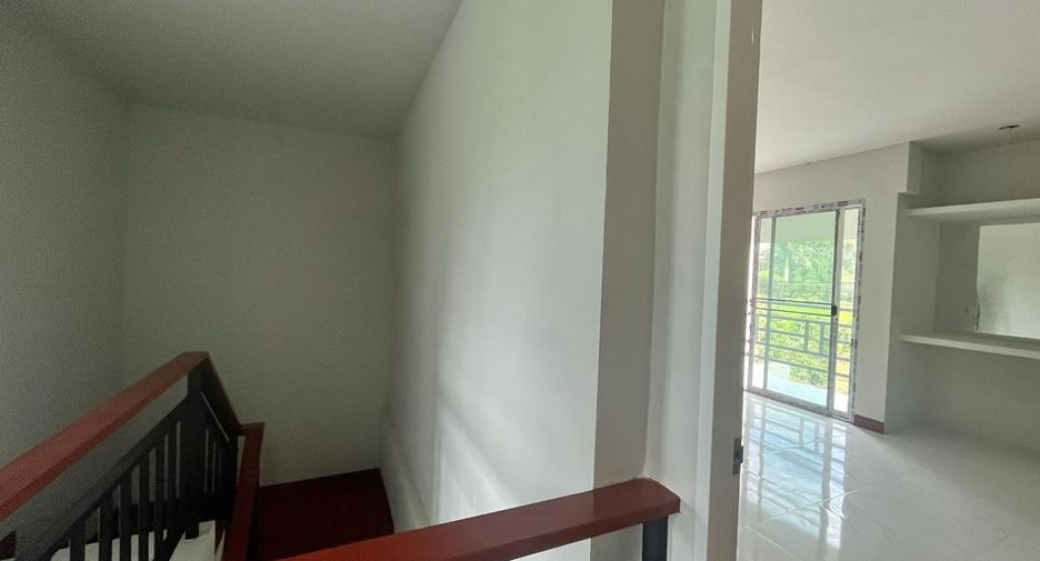 Casa en venta de 3 habitaciones en San Sai, Chiang Mai