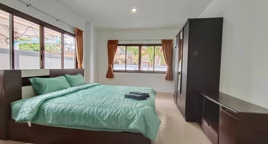 For rent 3 bedrooms villa in Jomtien, Pattaya