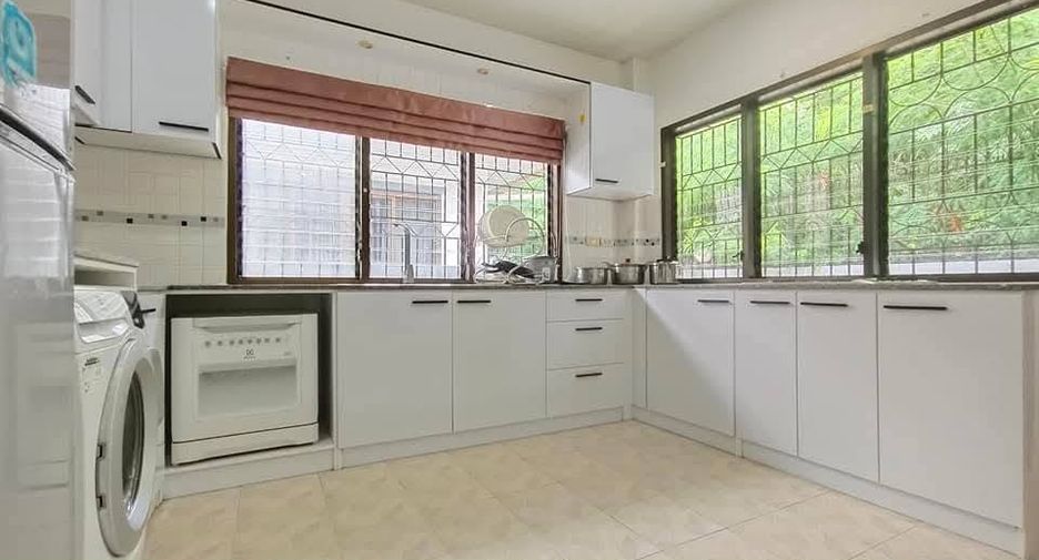 For rent 3 bedrooms villa in Jomtien, Pattaya
