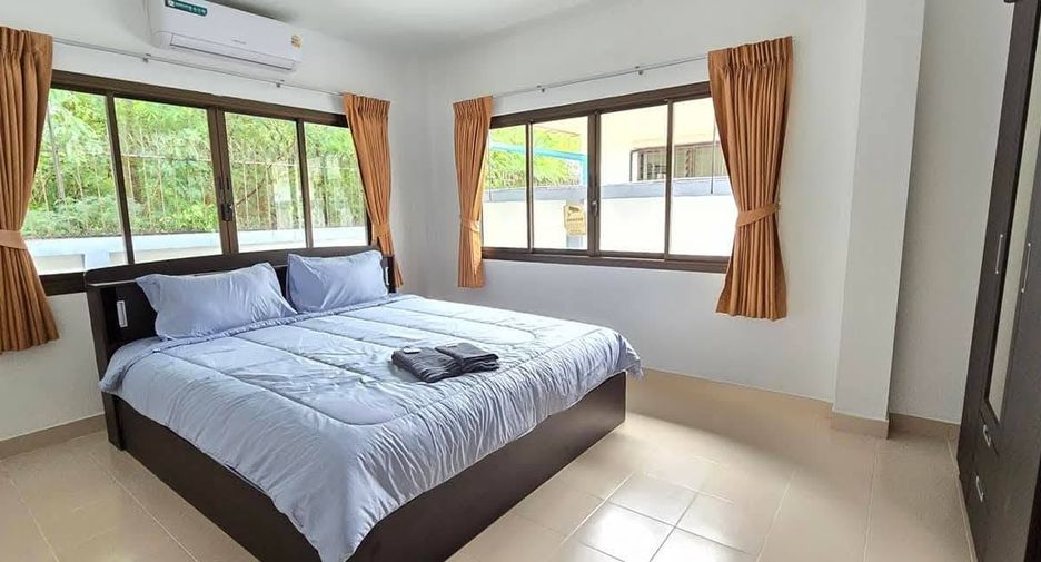 For rent 3 bedrooms villa in Jomtien, Pattaya