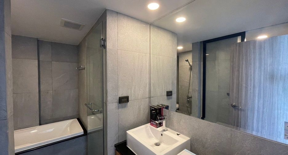 À vendre 1 chambre condo à Si Racha, Chonburi