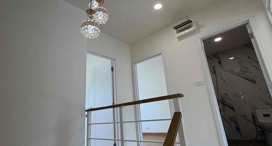 For rent 3 ベッドルーム townhouse in Suan Luang, Bangkok