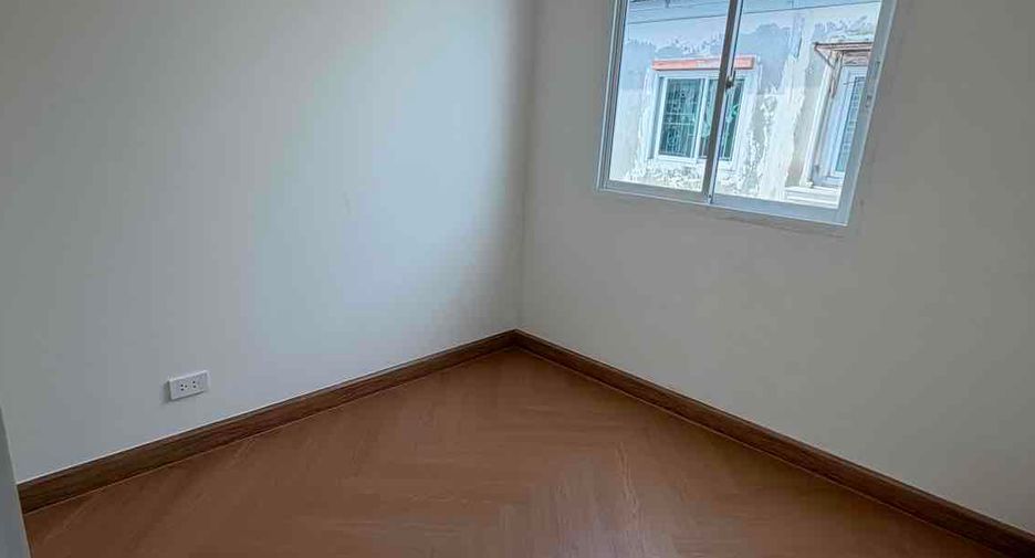 For rent 3 ベッドルーム townhouse in Suan Luang, Bangkok