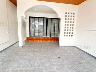 For sale 3 bedrooms townhouse in Nong Chok, Bangkok