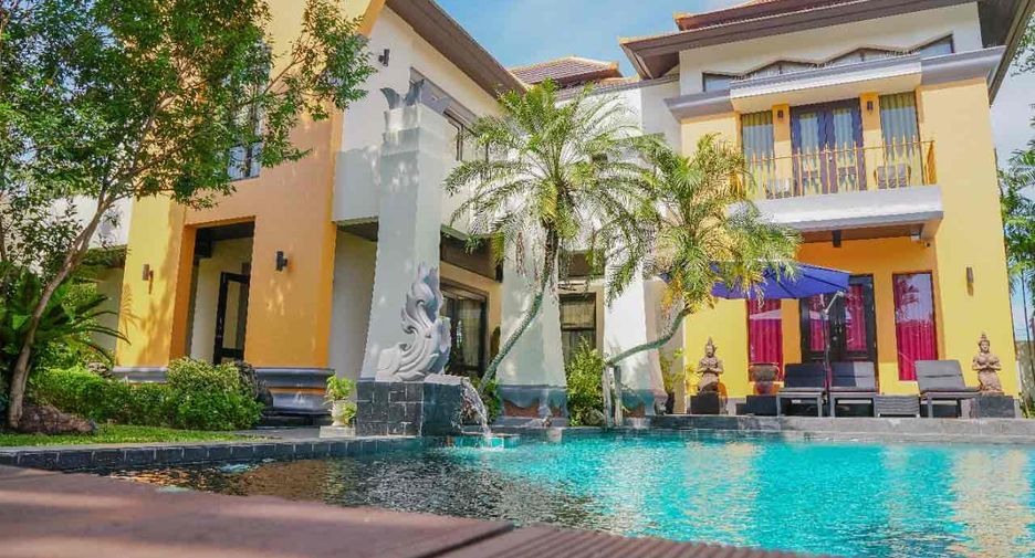 Villa en alquiler de 5 habitaciones en Bang Lamung, Chonburi