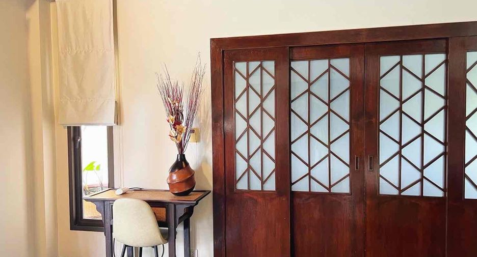 Villa en alquiler de 5 habitaciones en Bang Lamung, Chonburi