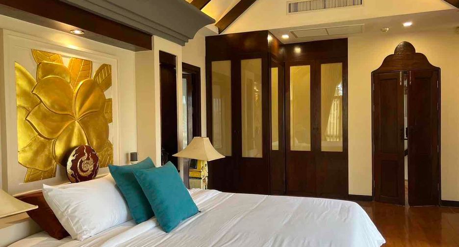 Villa en alquiler de 5 habitaciones en Bang Lamung, Chonburi