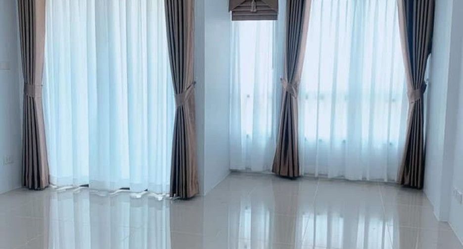 À vendre 3 chambres local commercial à Mueang Nakhon Si Thammarat, Nakhon Si Thammarat