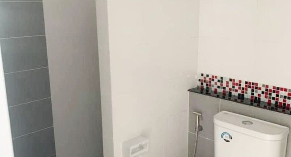 À vendre 3 chambres local commercial à Mueang Nakhon Si Thammarat, Nakhon Si Thammarat