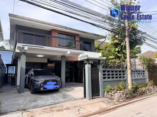 出租 5 卧室 独立屋 在 Chatuchak, 曼谷