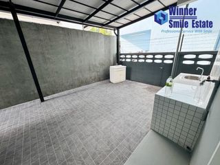 出租 5 卧室 独立屋 在 Chatuchak, 曼谷