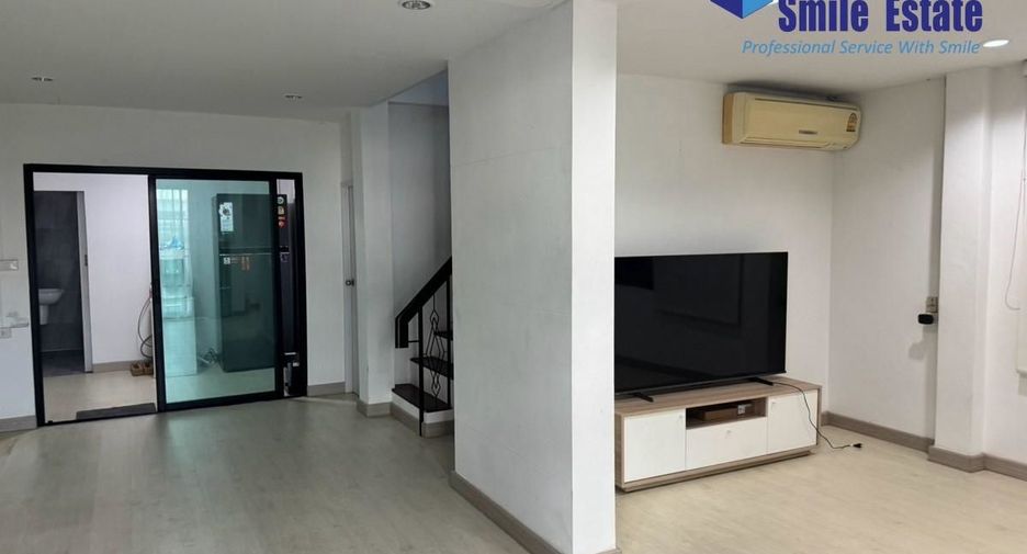 出租 5 卧室 独立屋 在 Chatuchak, 曼谷