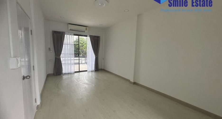 出租 5 卧室 独立屋 在 Chatuchak, 曼谷