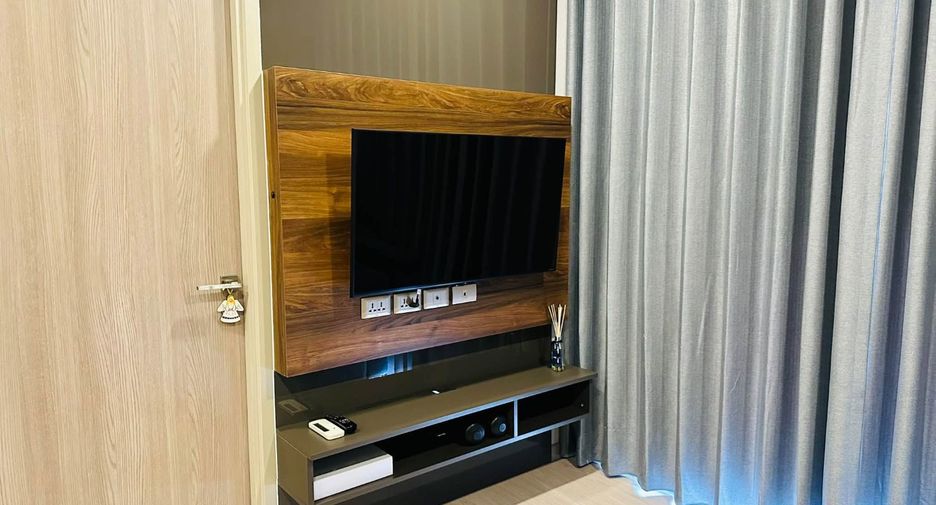 Condo en alquiler de 1 habitaciones en Huai Khwang, Bangkok