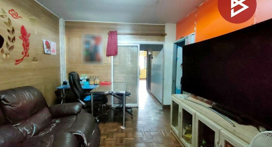 Reihenhaus zum Kauf mit 2 Zimmer in Mueang Samut Prakan, Samut Prakan
