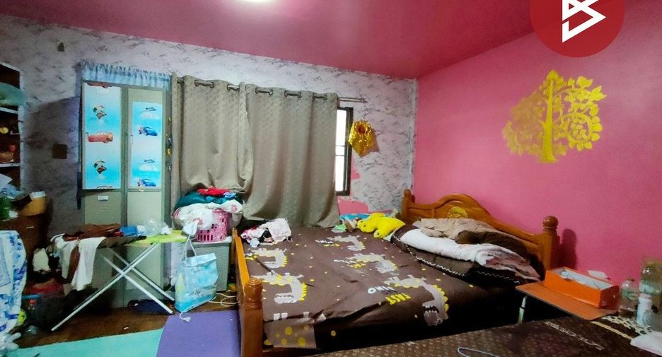 Reihenhaus zum Kauf mit 2 Zimmer in Mueang Samut Prakan, Samut Prakan