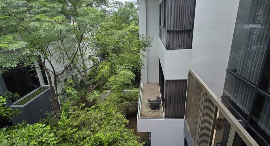 For rent そして for sale 4 ベッドルーム house in Bang Kapi, Bangkok